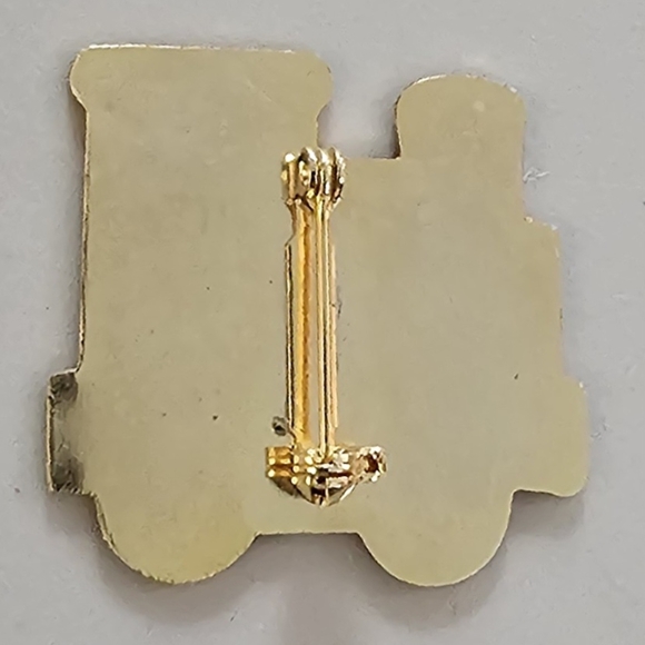 Train Pin - Picture 3 of 5